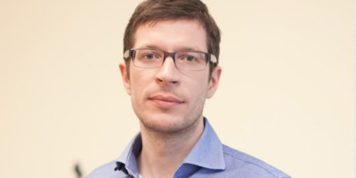 Илья Кретов. Экспорт у компьютера