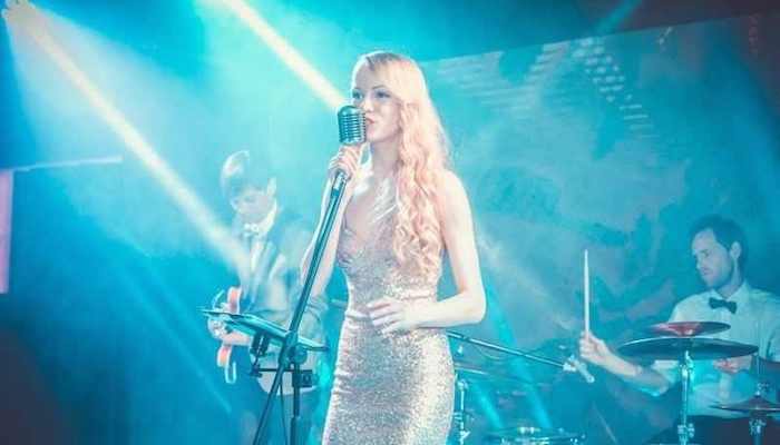 Катерина Охотина. Певица из Новосибирска