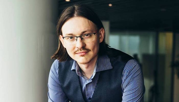 Олег Дорожок. Доставка еды на дом