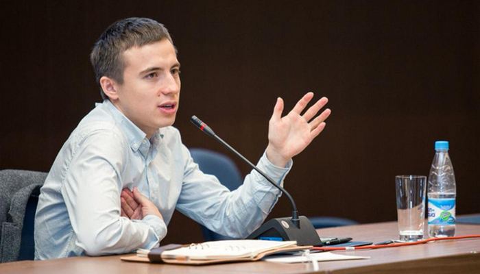 Айнар Абдрахманов. Путь отца